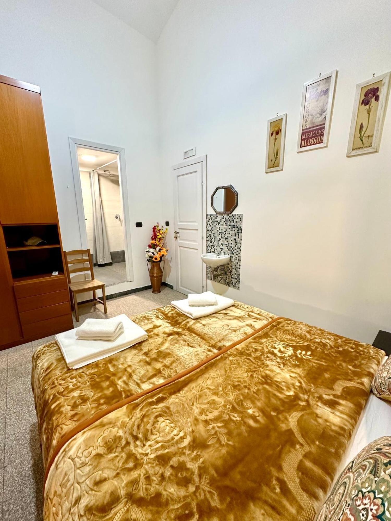 B&B Termini Colosseo Suite 罗马 外观 照片